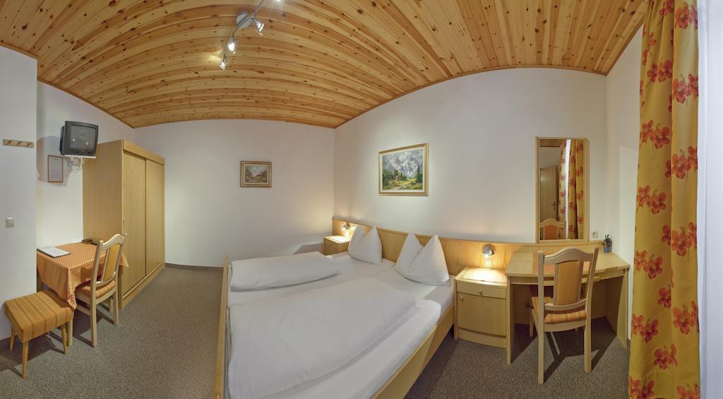 Hotel Twengerhof Стая снимка