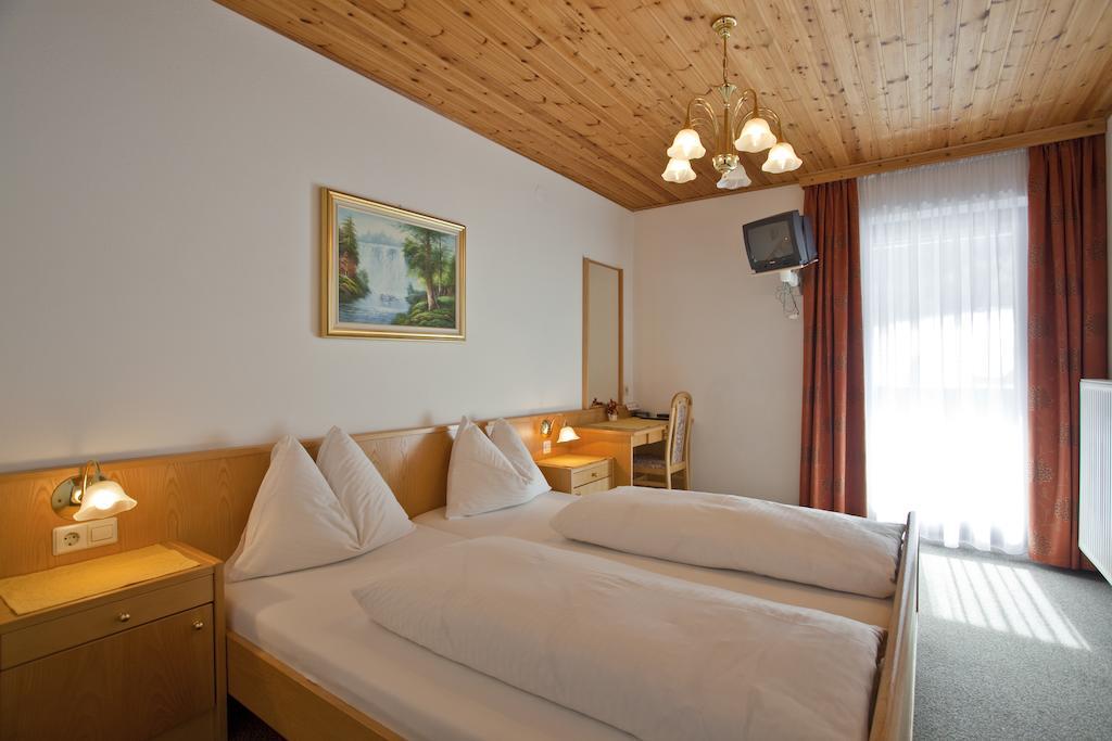 Hotel Twengerhof Стая снимка